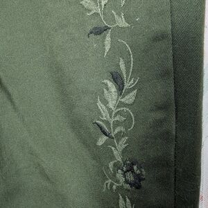 St. John's Bay dark olive green embroidered jeans size 10